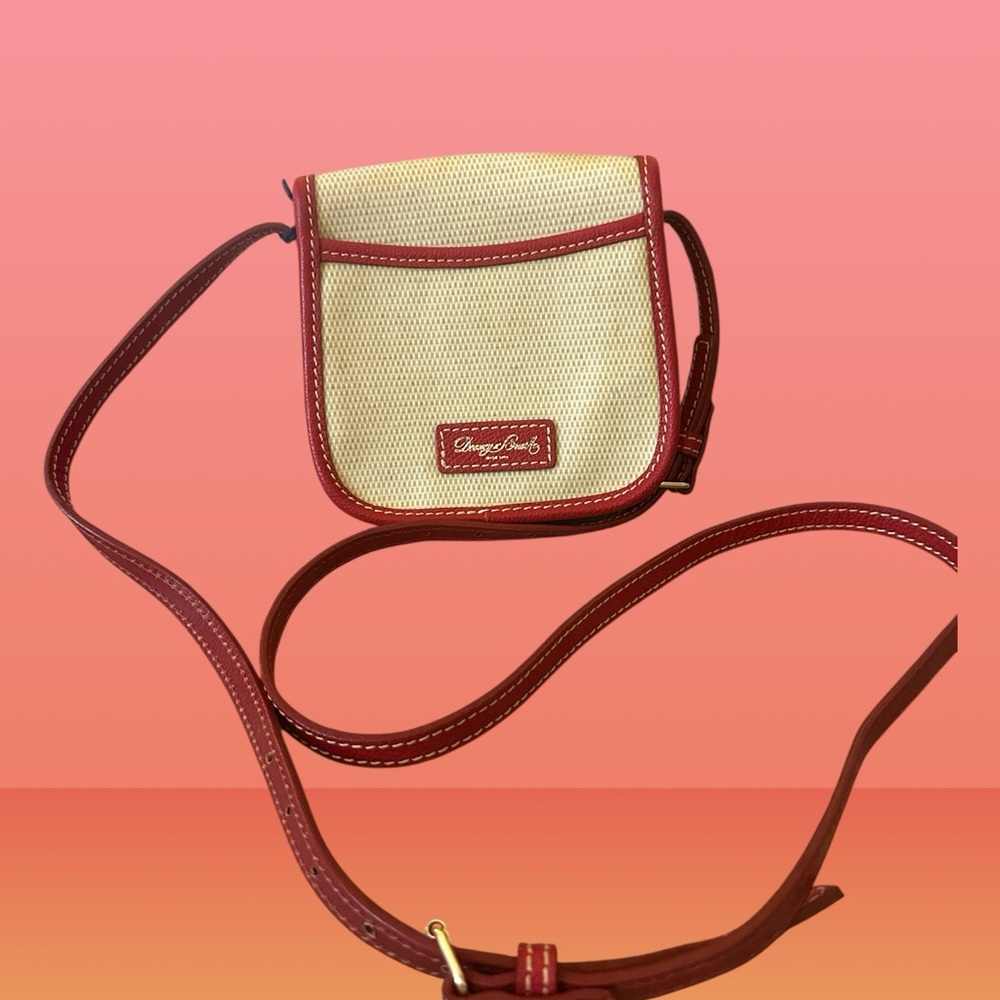 Dooney & Bourke Red - Tan Crossbody Bag New With Tags $118 MSRP - Picture 4 of 16